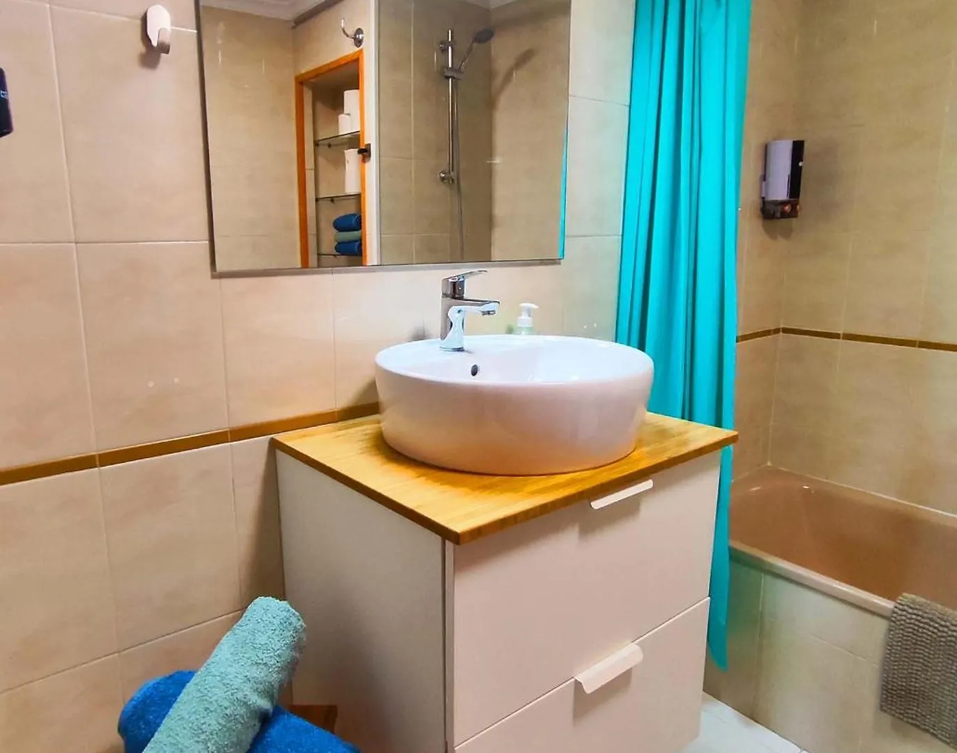 Apartamento Mar Y Montana Малага