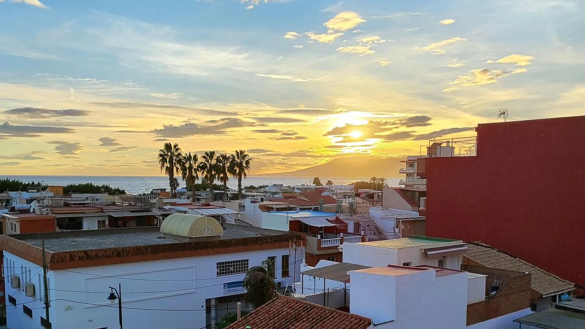 Apartamento Mar Y Montana Малага